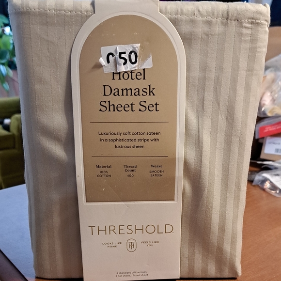 Full Threshold Damask Sheet Set  400 Ct- Soft Cream